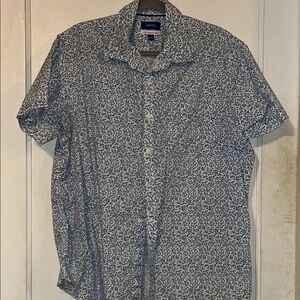 Apt. 9 Blue and White Casual Button Down Shirt